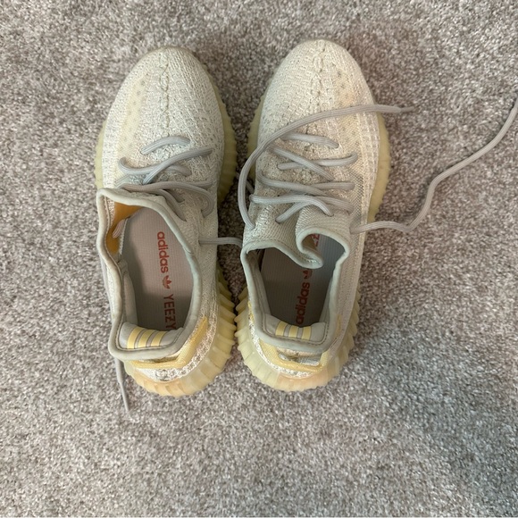 Adidas Yeezy Boost 350 V2 “Light” - Men’s 6 / Women’s 7.5 - Picture 5 of 8